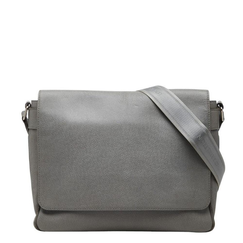 Louis Vuitton Taiga Leather Roman MM Shoulder Bag Glaciar Gray